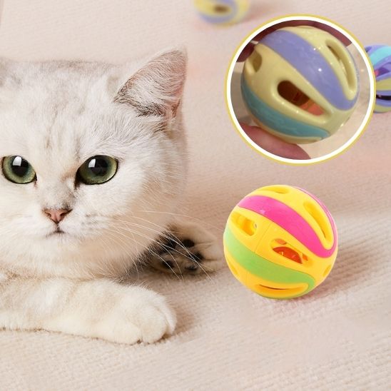 jouet - chat - balle - avec - clochette - Chatsadore.com